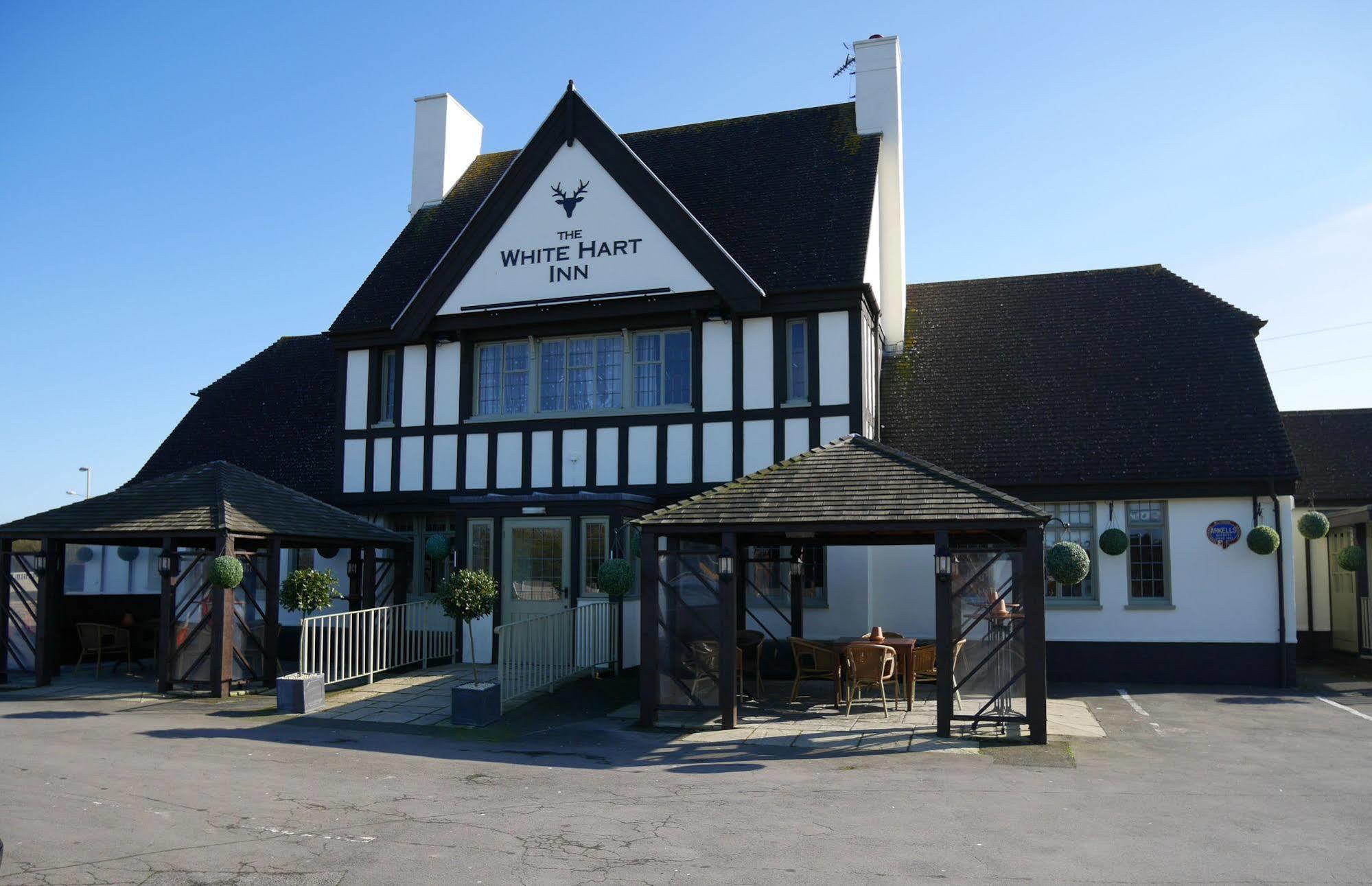 The White Hart, Wroughton Bed & Breakfast สวินดอน ภายนอก รูปภาพ